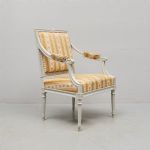 1261 2513 ARMCHAIR